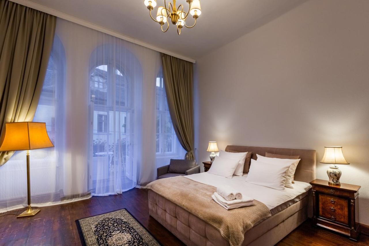 St Andrew'S Apartments Sibiu Luaran gambar
