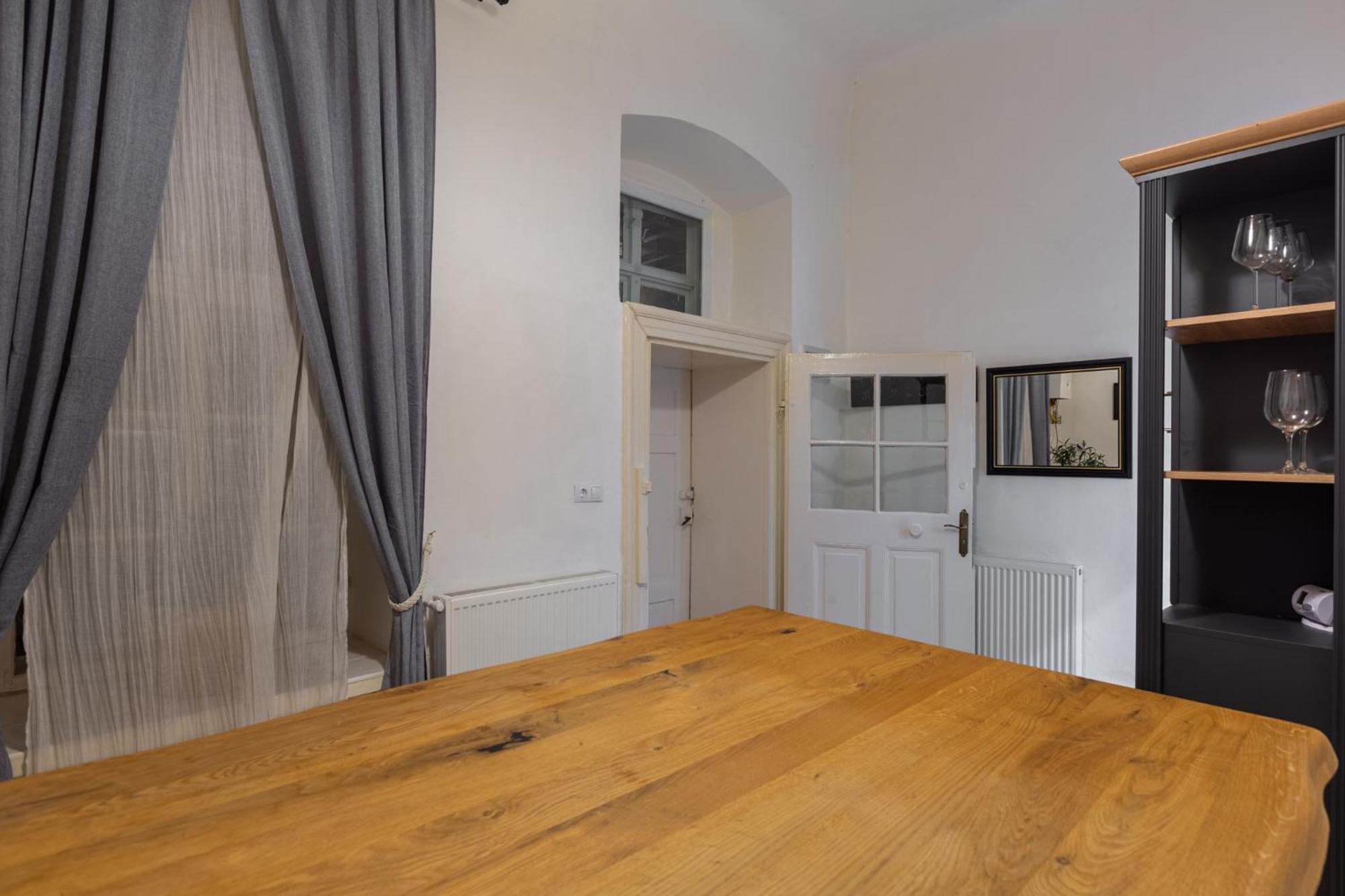St Andrew'S Apartments Sibiu Luaran gambar